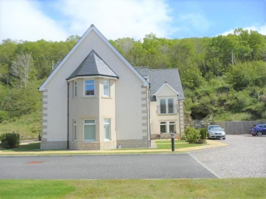 Apartamento Beautiful Loch Side With Panoramic Views Fort William